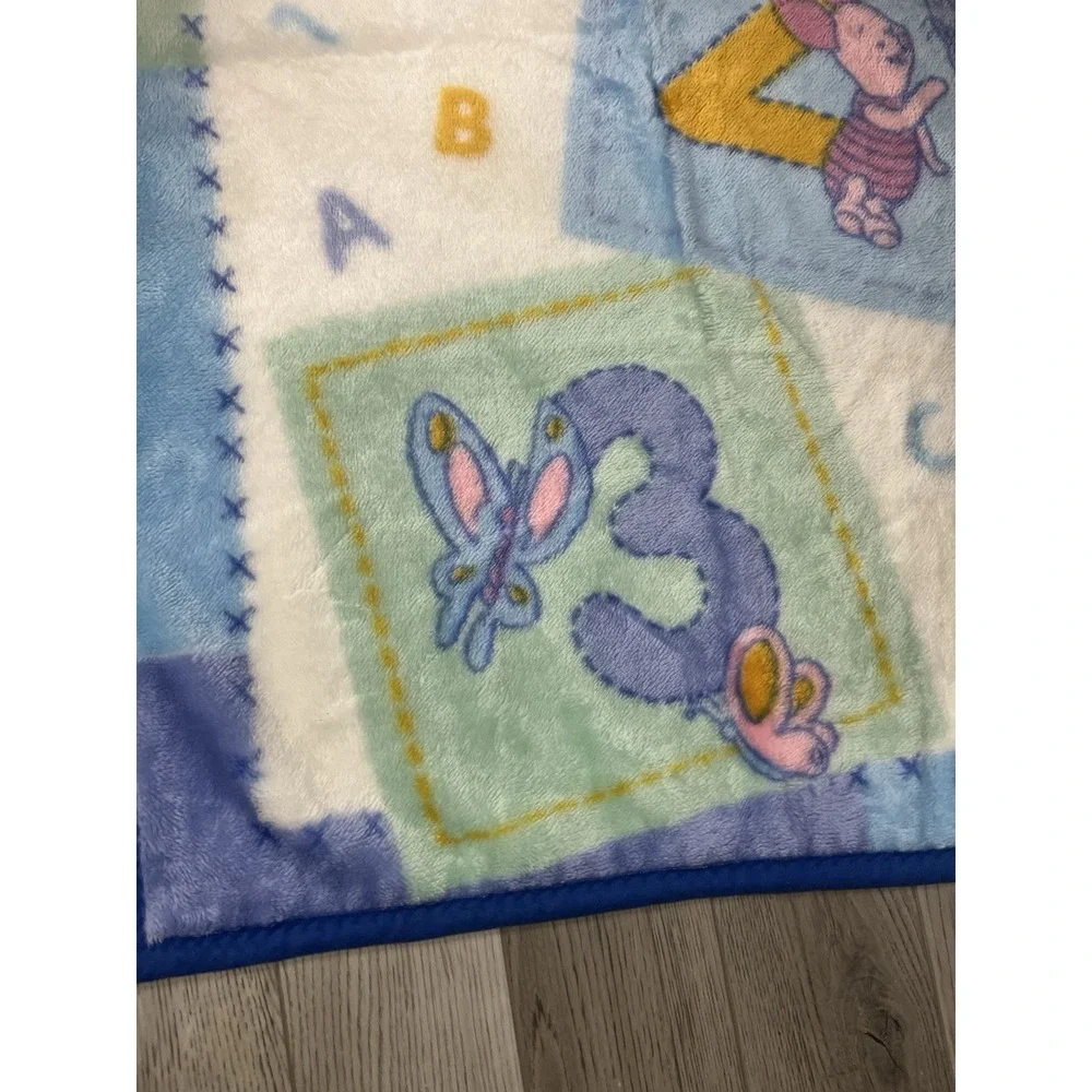 Crown Crafts great preowned